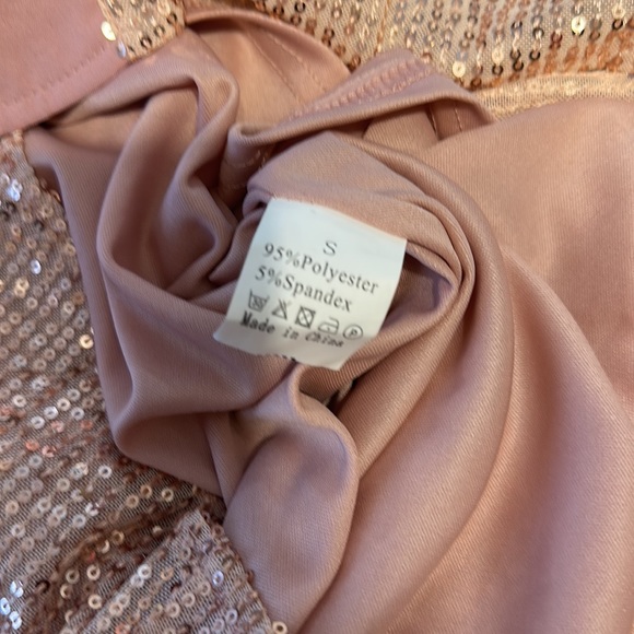 Light Baby Pink Sparkle Sleeveless All Over Sequin Cami / Tank / Top / Shirt. - Picture 11 of 12